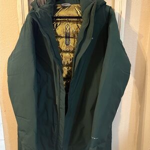 Columbia Men's Dark Green Raincoat